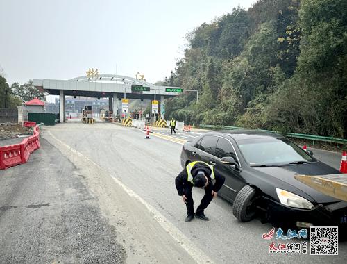 最新收费站车祸，事故背后的反思与教训启示